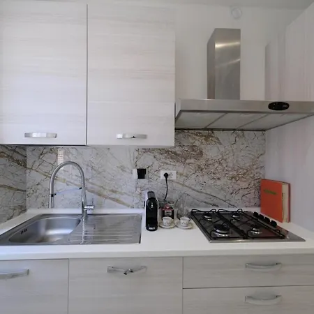 Apartamento Seaside - Sleeps 6 - Balcony Rapallo